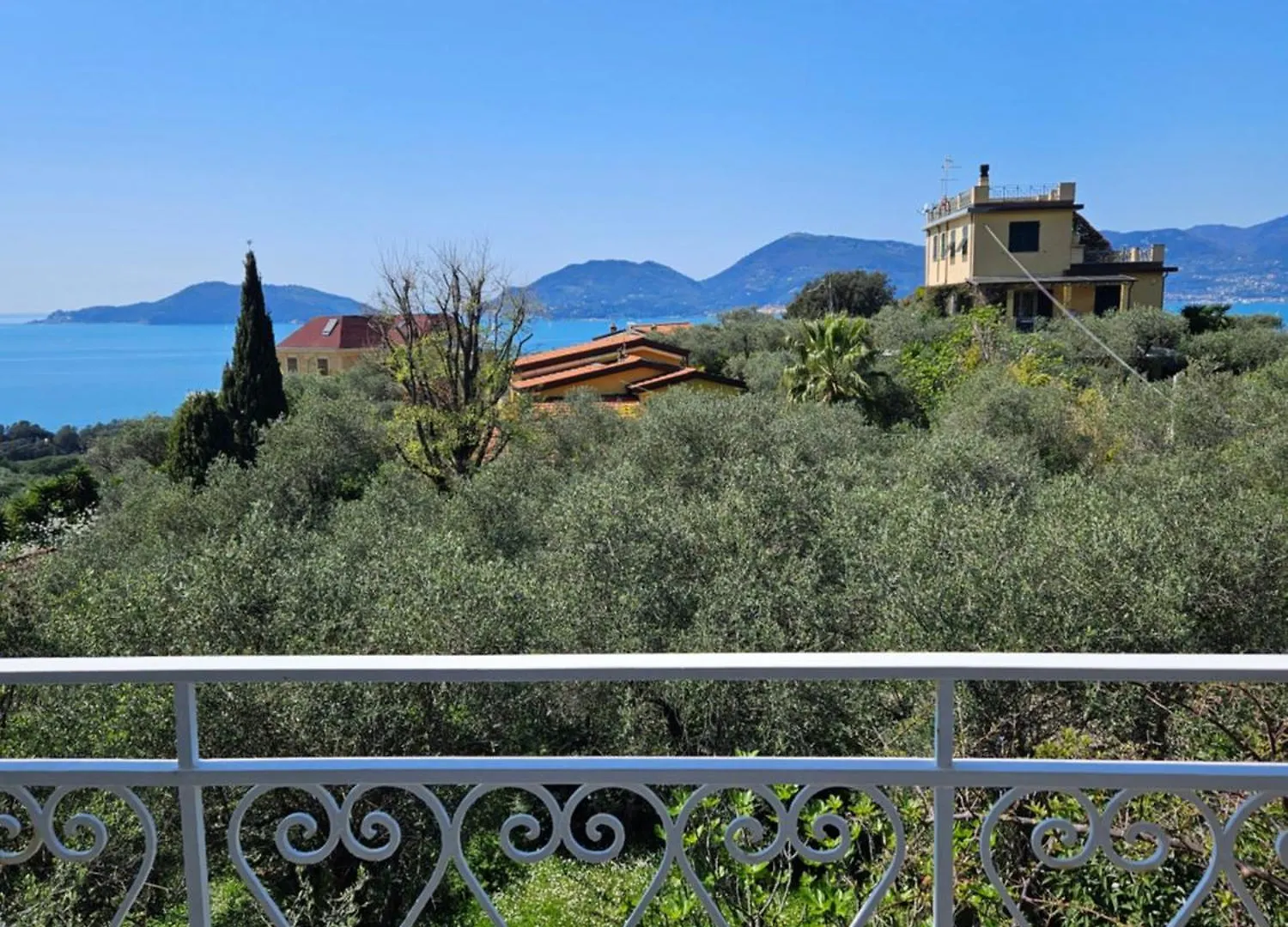 Apartment Villa Degli Ulivi - Free Parking Lerici